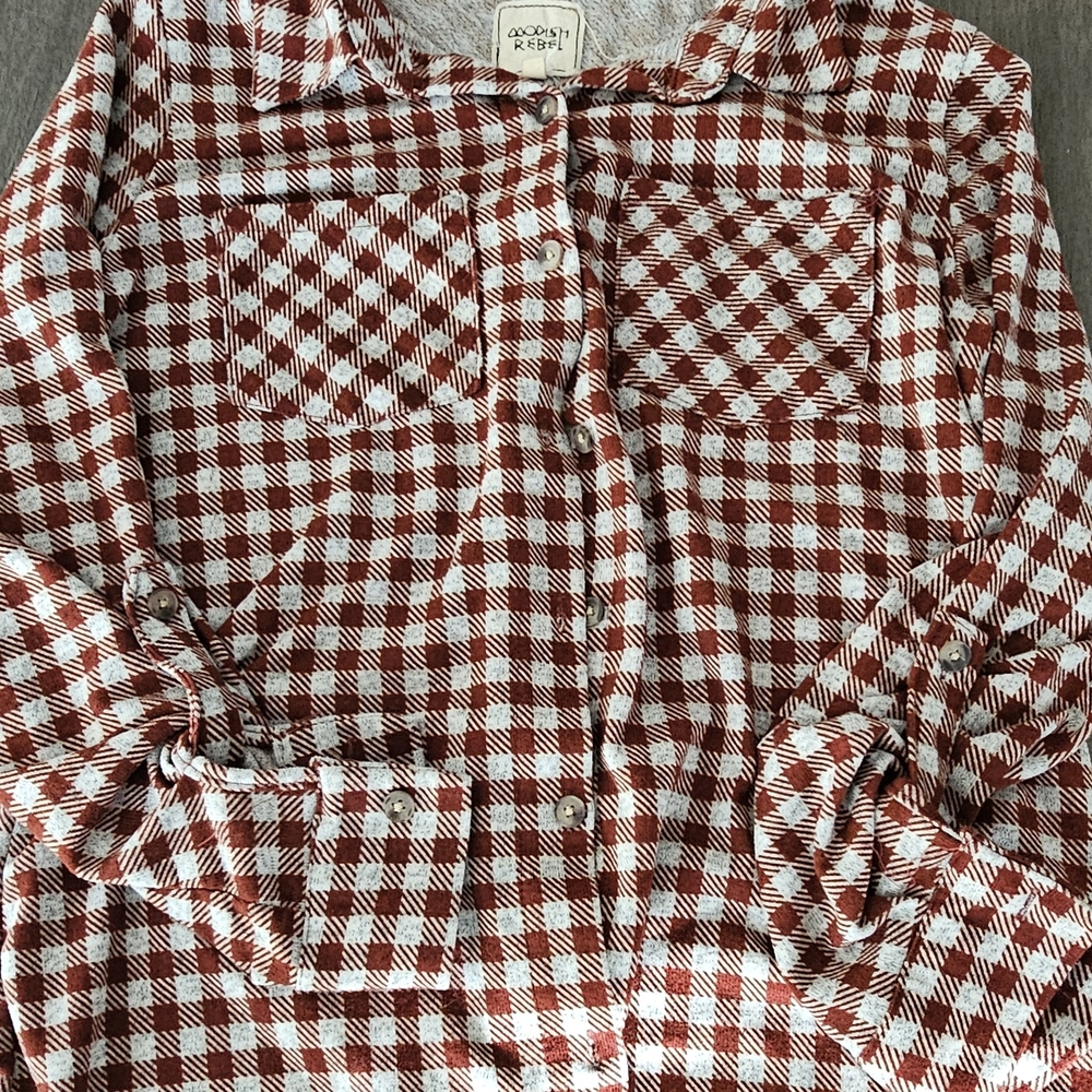 Aoodshi Rebel Red and White Plaid Button-Up Shirt